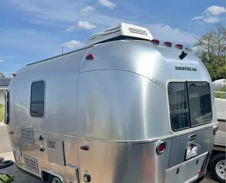 2019 Airstream Bambi 16 ft — photo 1