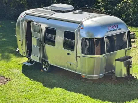 2021 Airstream Caravel — photo 1