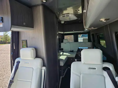 2021 Airstream Interstate 24GL — photo 3