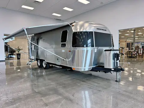 2021 Airstream Flying Cloud 25FB — photo 1