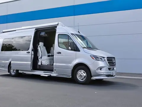 2021 Airstream Interstate — photo 1