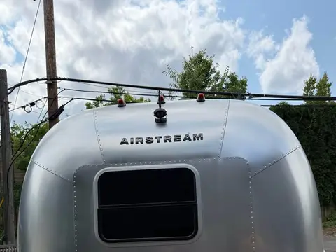 2020 Airstream Bambi 22FB — photo 3