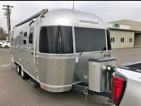 2014 Airstream International 23 ft — photo 1