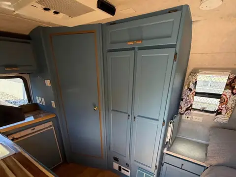 2003 Airstream Bambi 16 ft — photo 5