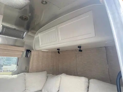 2023 Airstream Pottery Barn 28RBT — photo 4