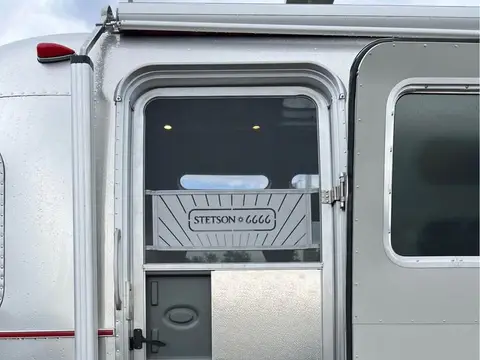2027 Airstream Stetson + 6666 Special Edition FB — photo 4