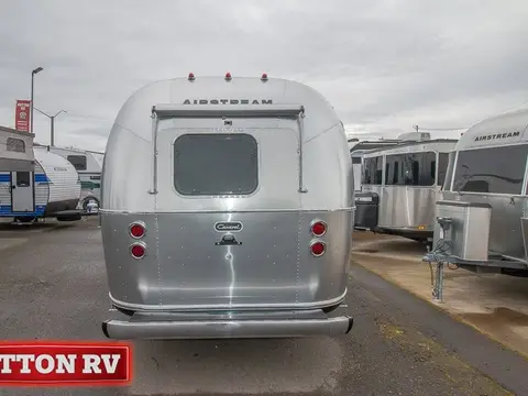 2026 Airstream Caravel 22FB — photo 5