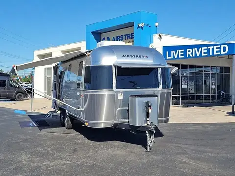2026 Airstream Tradewind — photo 1