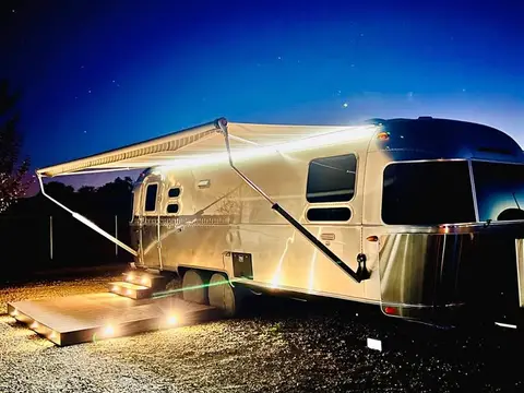 2020 Airstream International Serenity 27FB; — photo 1