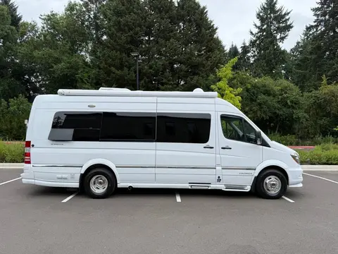 2016 Airstream Interstate — photo 4