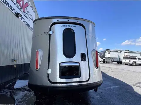 2022 Airstream Basecamp X — photo 4