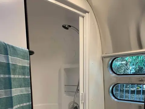 2021 Airstream Caravel 20FB — photo 4