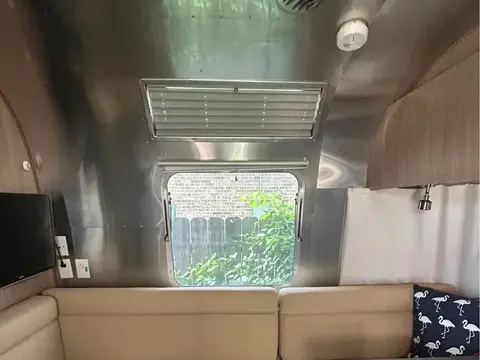 2017 Airstream Flying Cloud 25 ft — photo 5