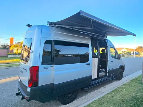2024 Airstream Interstate 19x — photo 2