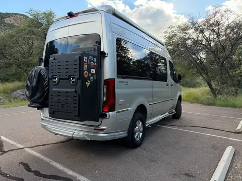 2021 Airstream Interstate 19 4x4 — photo 2
