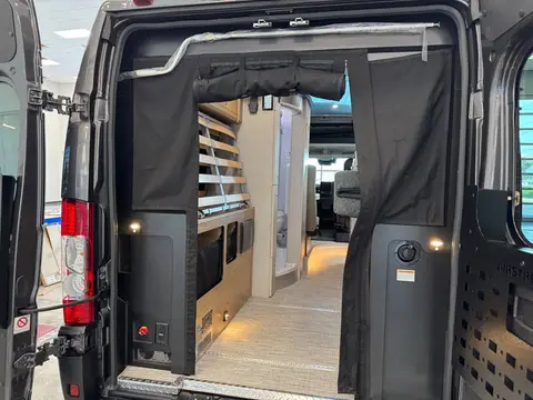 2026 Airstream Rangeline Pop Top — photo 4