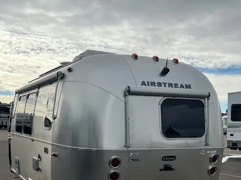 2024 Airstream Caravel 20FB — photo 4