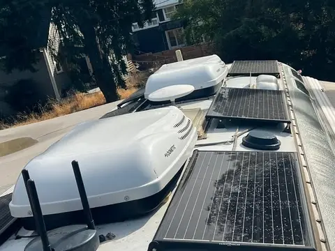2019 Airstream International Serenity — photo 3