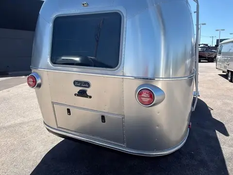 2026 Airstream World Traveler — photo 4