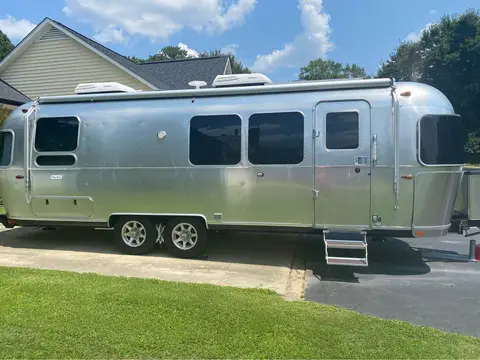 2020 Airstream Flying Cloud — photo 1