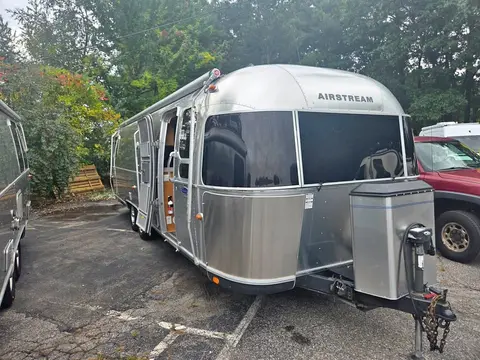 2014 Airstream Classic 31RB — photo 1