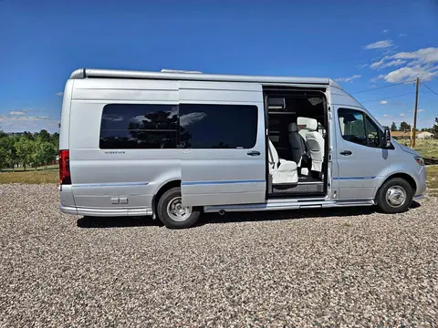 2021 Airstream Interstate 24GL — photo 1