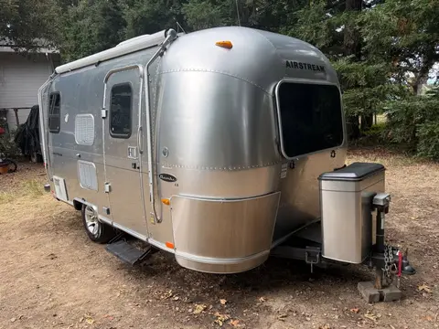 2006 Airstream Safari 19 ft — photo 2