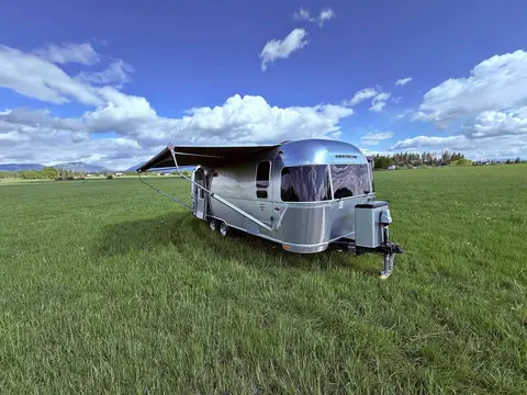 2019 Airstream International Signature 25 ft 11 in — photo 2
