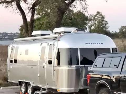 2020 Airstream Flying Cloud 26RB — photo 1