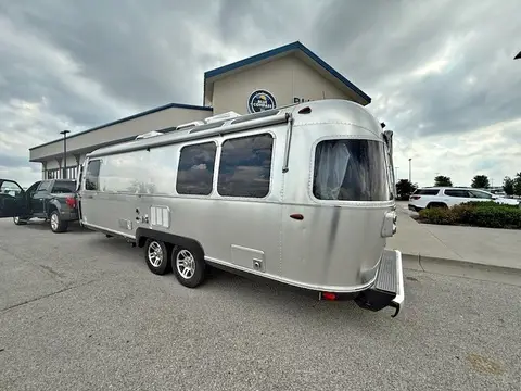 2016 Airstream Pendleton 27FBQ; Special edition number 20 100; — photo 1