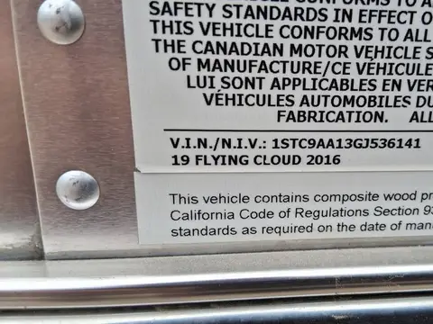 2016 Airstream Flying Cloud 19CB — photo 2