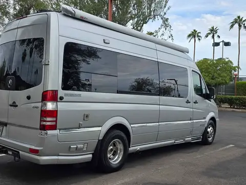 2010 Airstream Interstate — photo 3