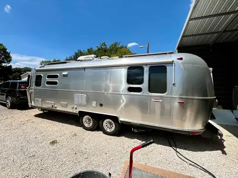 2016 Airstream International CCD Signature — photo 4