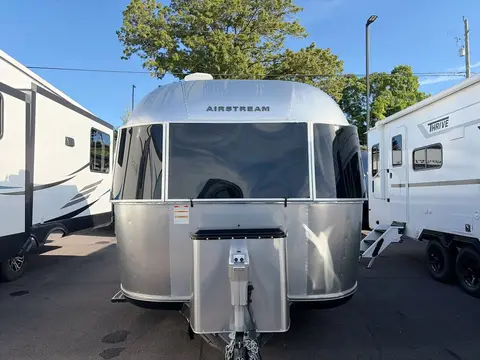 2023 Airstream Bambi 16RB — photo 4