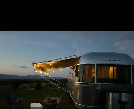 2022 Airstream Bambi 22 ft — photo 2