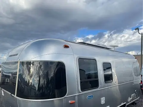 2023 Airstream Bambi 22FB — photo 2