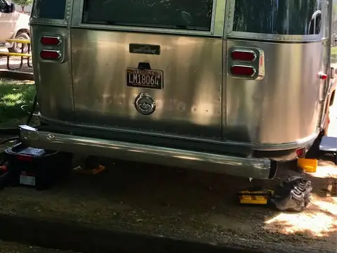 2012 Airstream Eddie Bauer — photo 2