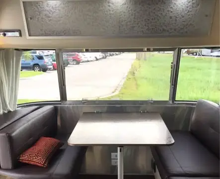 2017 Airstream International Serenity — photo 4