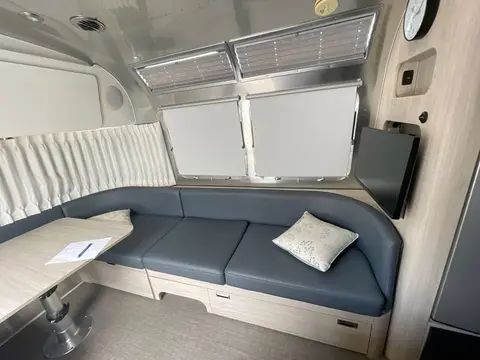 2020 Airstream Globetrotter 27FBT — photo 4