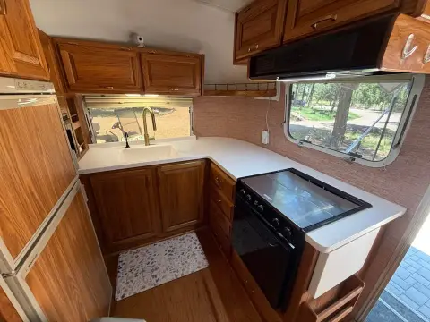 1995 Airstream Excella 1000 — photo 4