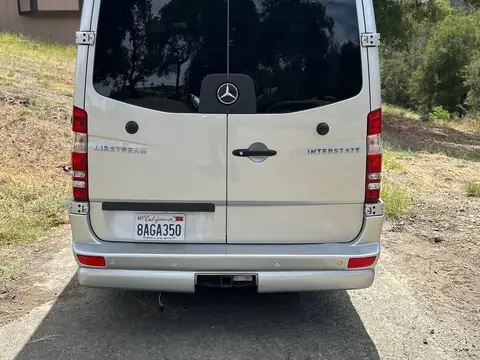 2018 Airstream Interstate Lounge — photo 5