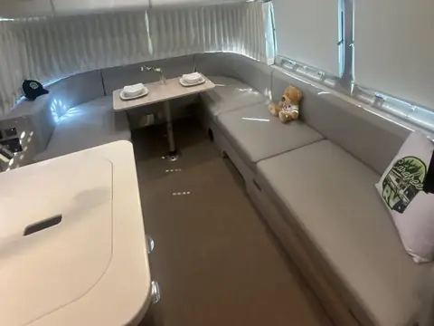2022 Airstream Globetrotter 27FB Twin — photo 3