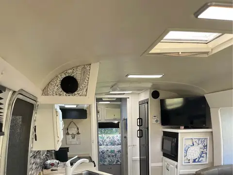 2002 Airstream Classic 30 ft — photo 5