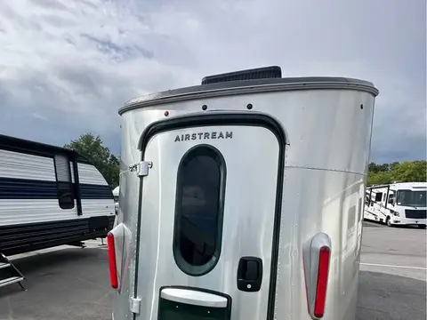 2024 Airstream Basecamp X — photo 3