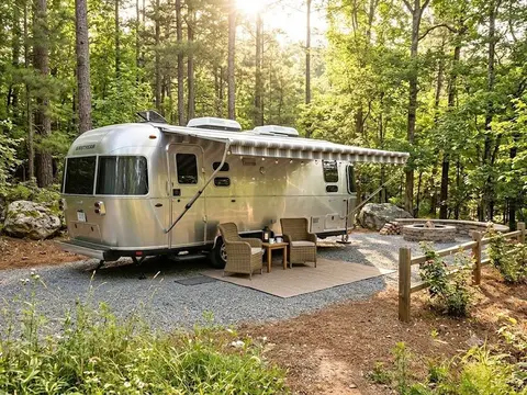 2019 Airstream Flying Cloud 25FB — photo 1