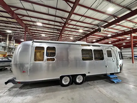 2005 Airstream International CCD 28 Designer Edition — photo 1