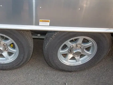 2024 Airstream Flying Cloud 30RB Twin; — photo 5