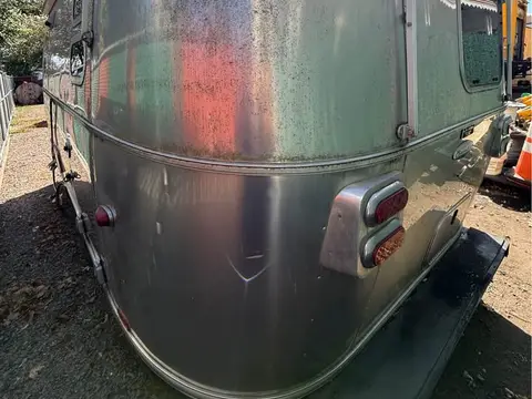 2015 Airstream International Serenity — photo 5