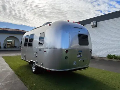 2026 Airstream Bambi 20FB — photo 4