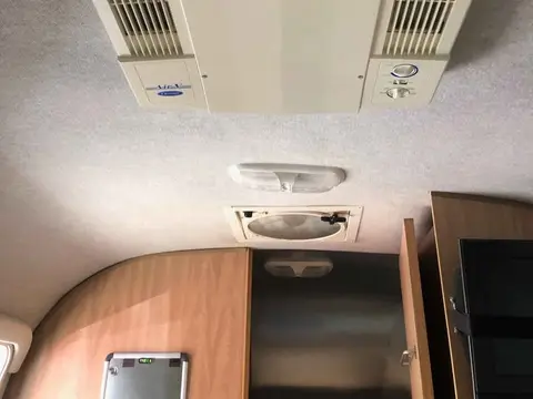 2008 Airstream Safari — photo 5